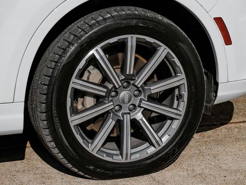 Used 2018 Audi Q7 3.0T Prestige image 60