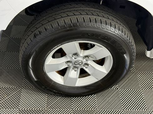 Used 2017 RAM 1500 Outdoorsman image 7