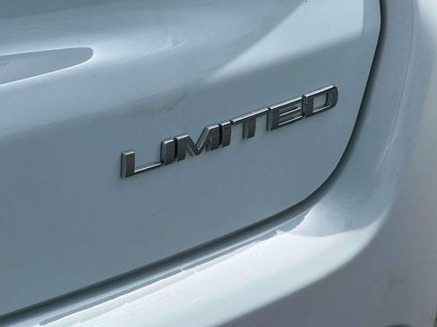 Used 2026 Jeep Compass Limited AWD/4WD image 9