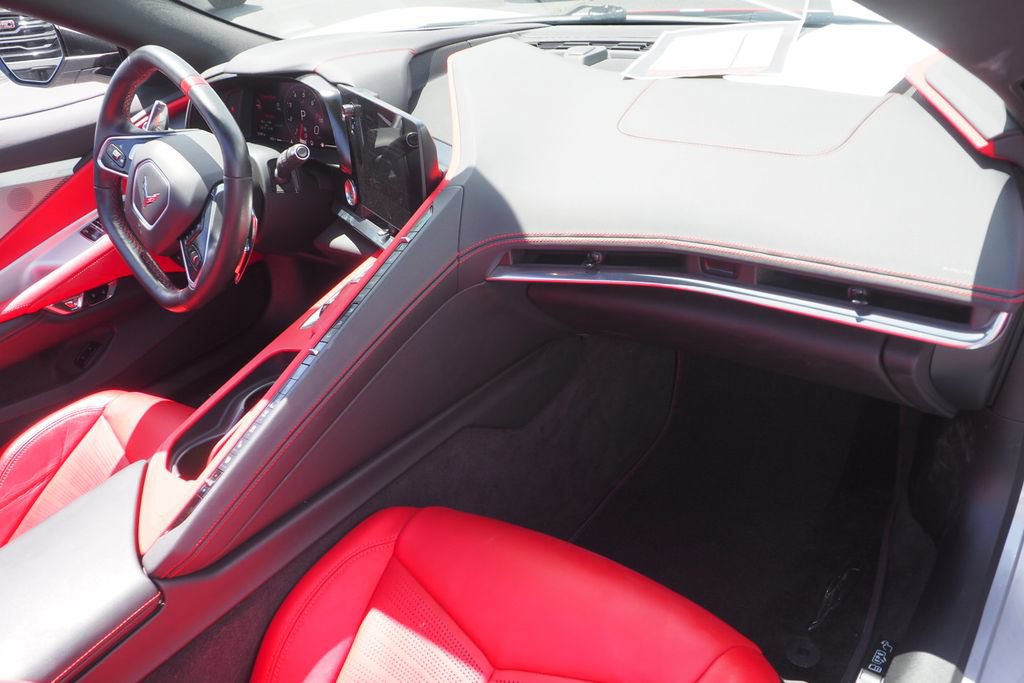 Used 2020 Chevrolet Corvette Stingray Preferred Cpe w/ 2LT Preferred Equipment Group RWD image 25