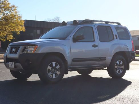 Used 2012 Nissan Xterra PRO-4X w/ Pro-4x Leather Pkg image 10