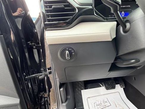 New 2026 Volkswagen Taos S image 10