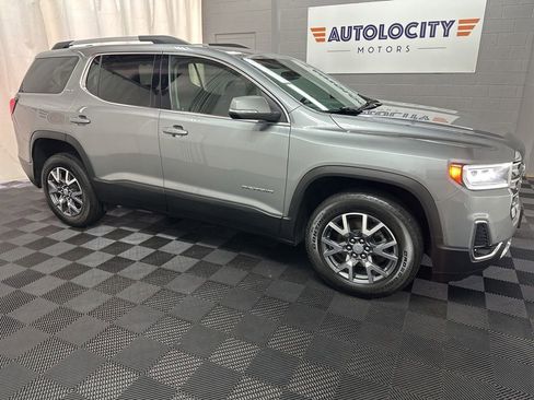 Used 2023 GMC Acadia SLT AWD/4WD image 3