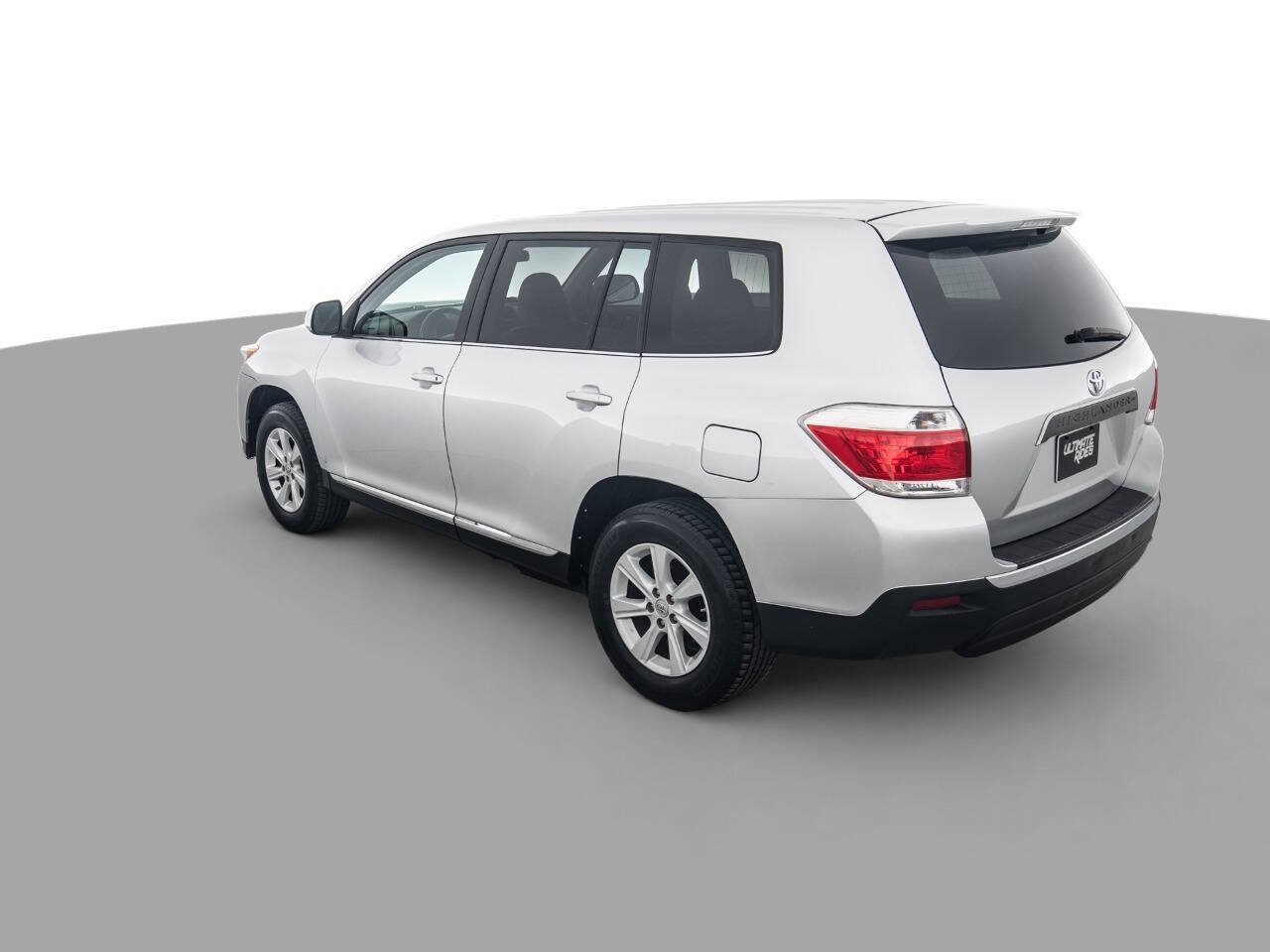 Used 2013 Toyota Highlander FWD w/ Cold Weather Pkg image 7