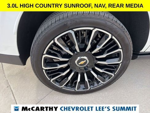 Used 2025 Chevrolet Tahoe High Country image 19