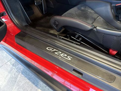 Used 2018 Porsche 911 GT2 RS image 24
