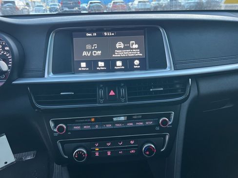 Used 2019 Kia Optima LX image 18