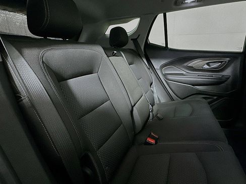 Used 2024 GMC Terrain SLE w/ Driver Convenience Package image 27
