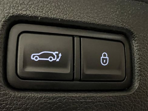 Used 2024 Genesis GV80 3.5T w/ Prestige Package image 16