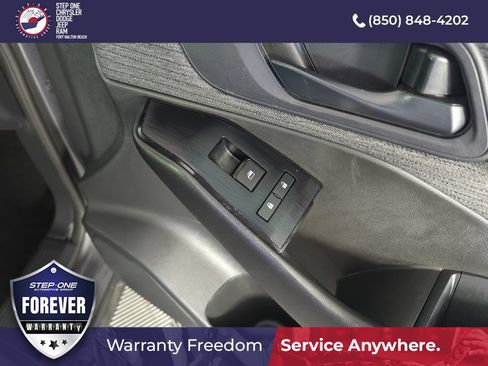 Used 2023 Nissan Rogue S FWD image 32