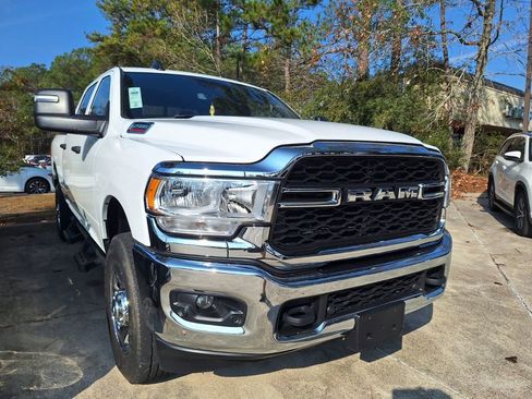 Used 2023 RAM 2500 Tradesman w/ Safety Group image 6