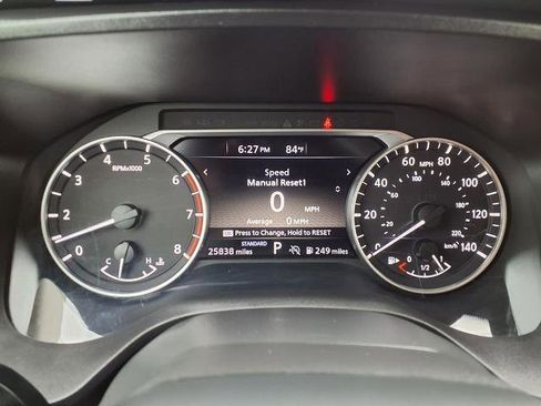 Certified 2025 Nissan Rogue SV FWD image 16