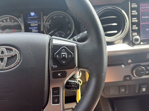 Used 2021 Toyota Tacoma SR5 RWD image 20