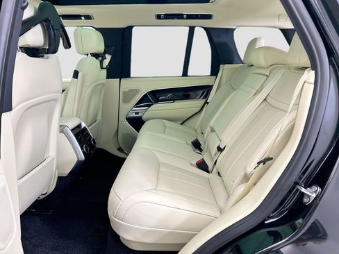 New 2026 Land Rover Range Rover SE image 20