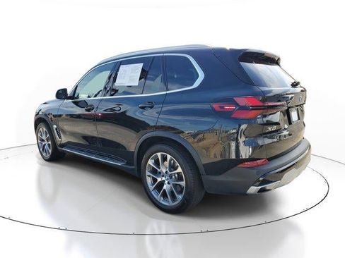 Used 2026 BMW X5 sDrive40i image 4