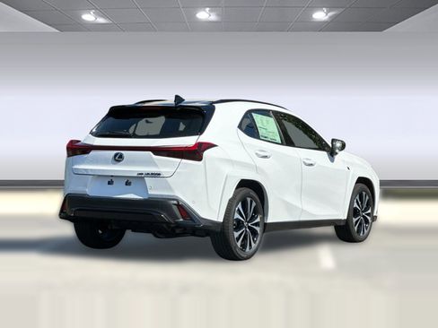 New 2026 Lexus UX 300h AWD image 9