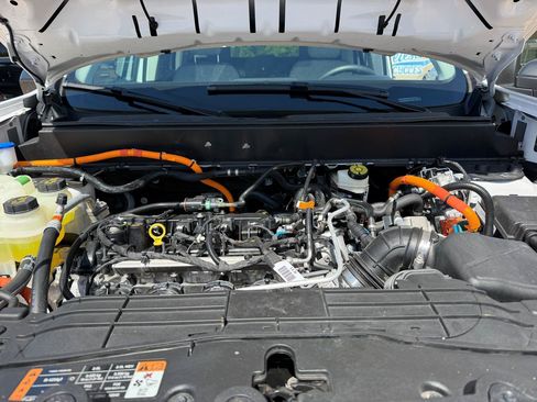 Used 2023 Ford Maverick XLT FWD image 22