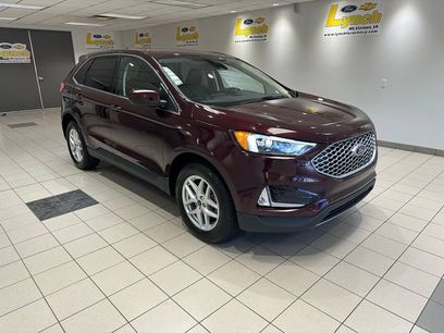 Used 2024 Ford Edge SEL w/ Convenience Package