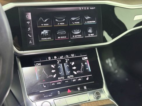 Used 2020 Audi A6 3.0T allroad Premium Plus w/ Audi Side Assist Package AWD/4WD image 13