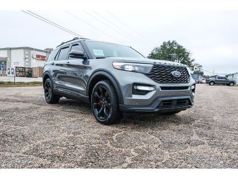 Certified 2023 Ford Explorer ST w/ Equipment Group 401A image 5