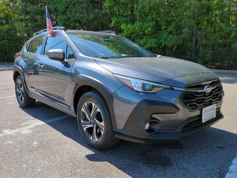 Used 2024 Subaru Crosstrek 2.0i Premium AWD/4WD image 2