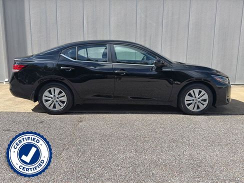 Certified 2025 Nissan Sentra S FWD image 2