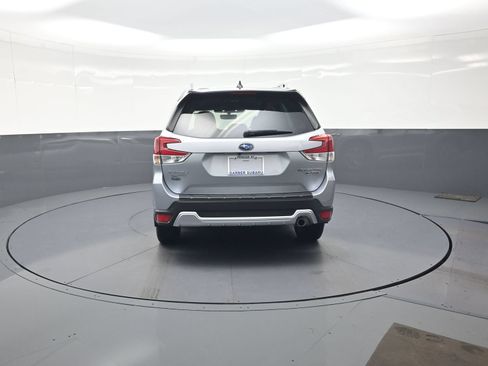 Used 2024 Subaru Forester Touring AWD/4WD image 4