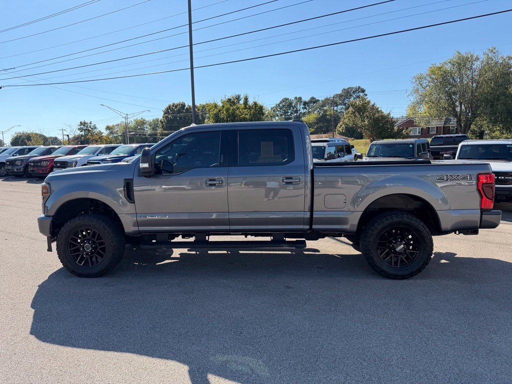 Used 2022 Ford F350 Lariat w/ Black Appearance Package AWD/4WD image 4