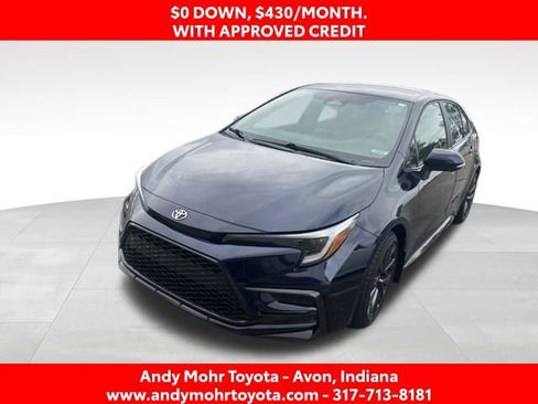 Used 2023 Toyota Corolla SE w/ Carpet Mat Package (TMS) FWD image 4