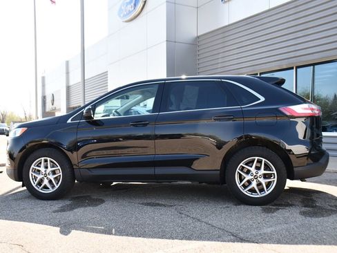 Used 2024 Ford Edge SEL w/ Convenience Package AWD/4WD image 3