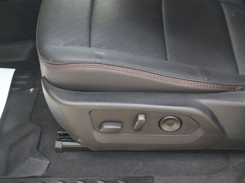 Used 2024 GMC Canyon AT4X AWD/4WD image 20