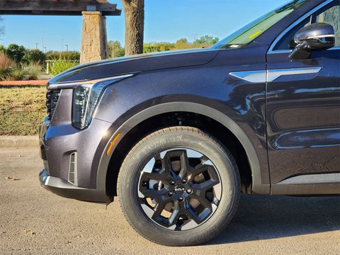 New 2026 Kia Sorento S image 8