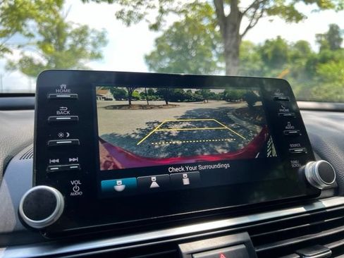 Used 2019 Honda Accord Sport image 39