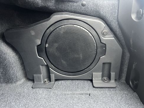 Used 2025 Ford Mustang GT Premium image 38