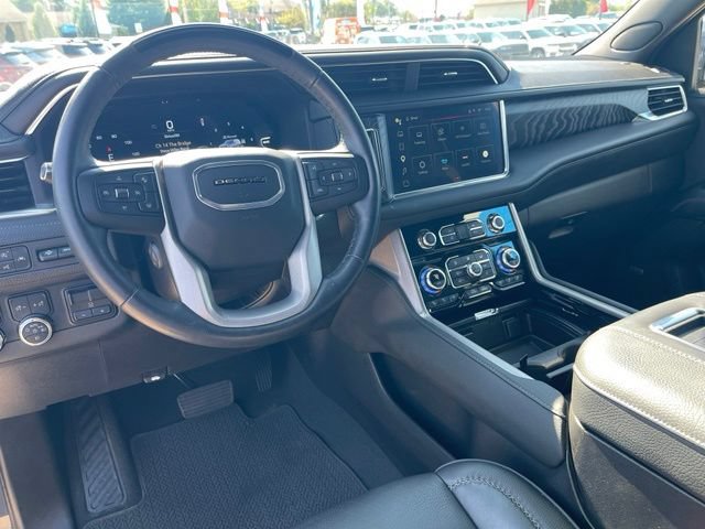 Certified 2024 GMC Yukon Denali w/ Advanced Technology Package AWD/4WD image 13