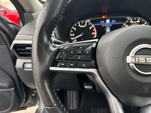 Used 2023 Nissan Altima 2.5 SL image 18