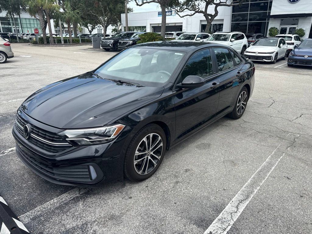 Certified 2024 Volkswagen Jetta Sport FWD image 2