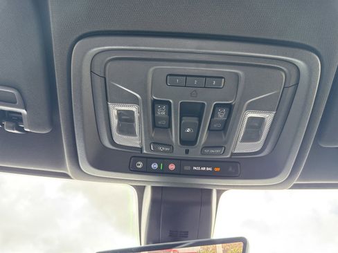 Used 2021 GMC Sierra 1500 AT4 w/ AT4 Value Package image 30