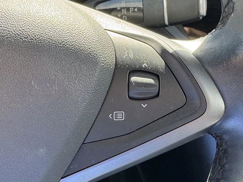 Used 2018 Tesla Model X 75D image 16