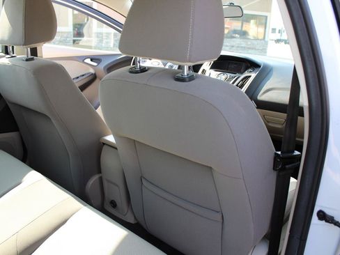 Used 2012 Ford Focus SE FWD image 56
