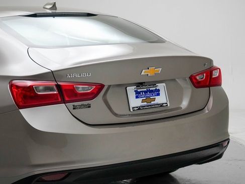 Used 2023 Chevrolet Malibu LT image 4