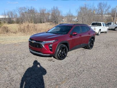 Certified 2025 Chevrolet Trax LT w/ Driver Confidence Package
