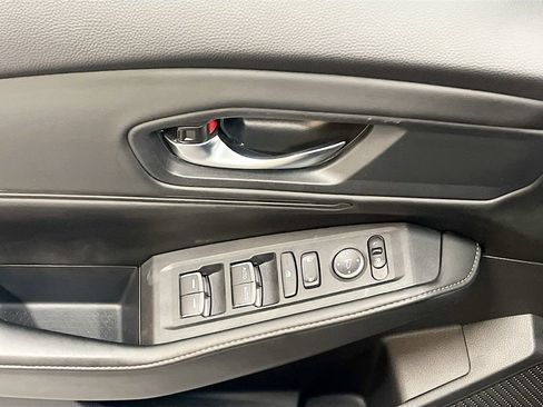 Used 2024 Honda Accord Sport image 17