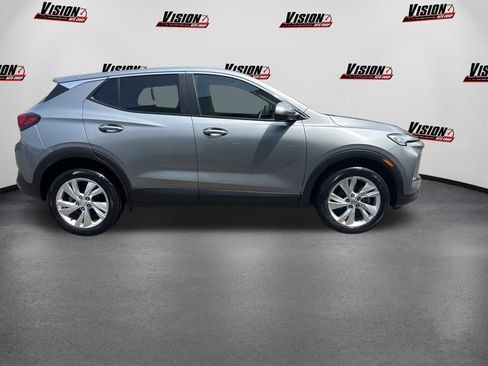Used 2024 Buick Encore GX Preferred w/ Comfort Package AWD/4WD image 4