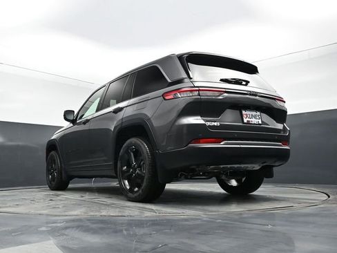 New 2026 Jeep Grand Cherokee Limited AWD/4WD image 57