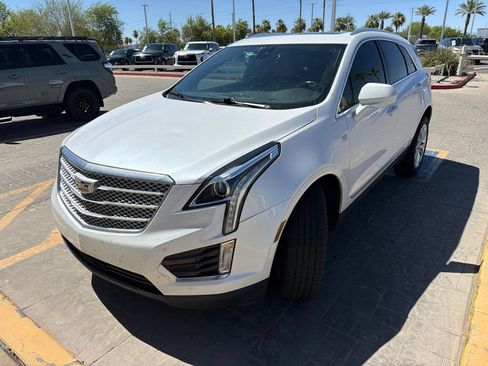 Used 2019 Cadillac XT5 Luxury w/ LPO, Radiant Package FWD image 1