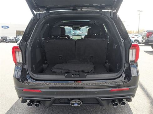 Used 2025 Ford Explorer ST image 25