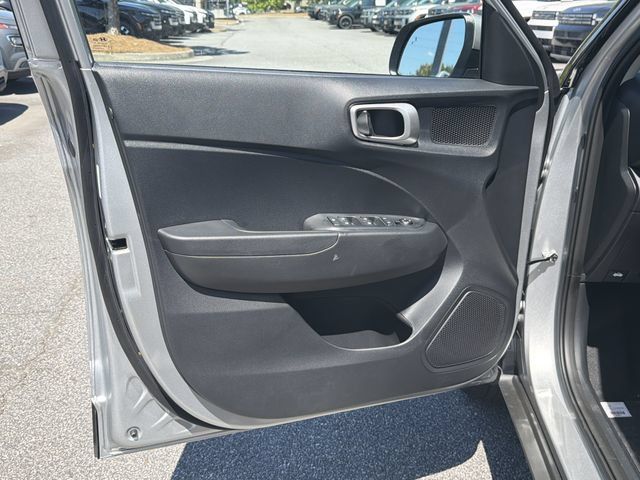 New 2026 Hyundai Venue SEL FWD image 12