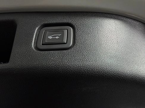 Used 2024 Chevrolet Blazer EV RS AWD/4WD image 30