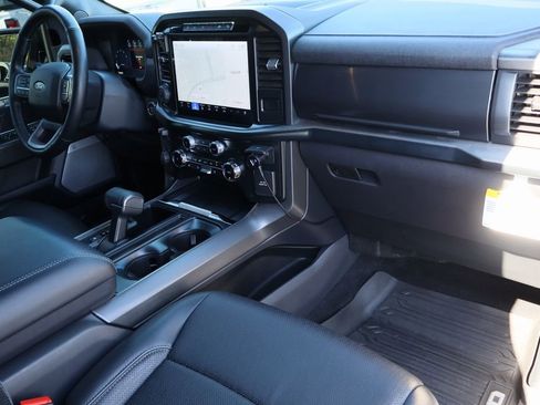 Used 2024 Ford F150 Lariat w/ FX4 Off-Road Package image 33